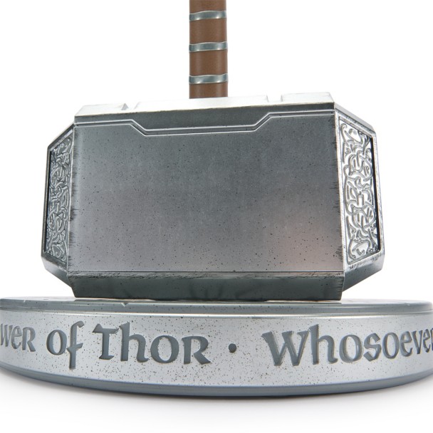 Thor Mjölnir Hammer with Lights and Sound Effects - Marvel Vault