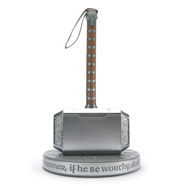 Thor Mjölnir Hammer with Lights and Sound Effects – Marvel Vault
