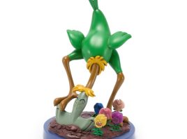 Shovel Bird Garden Gnome Figure – Alice in Wonderland 75th Anniversary