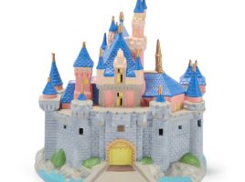 Sleeping Beauty Castle Light Up Figure – Disneyland – Disney Signature Collectibles Small Kingdom – D23 The Ultimate Disney Fan Event