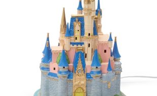 Cinderella Castle Light Up Figure – Walt Disney World – Disney Signature Collectibles Small Kingdom – D23 The Ultimate Disney Fan Event
