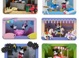 Mickey Mouse and Friends Disney Parks Diorama Mystery Figure