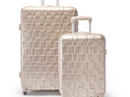 Mickey Mouse Icon Rolling Luggage – 29”