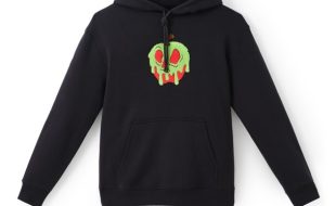 Poisoned Apple Pullover Hoodie for Adults – Snow White and the Seven Dwarfs