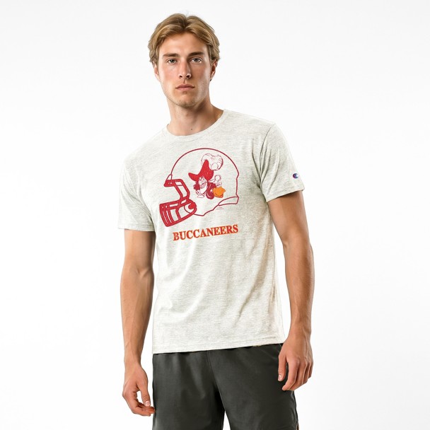 Captain Hook - Tampa Bay Buccaneers T-Shirt for Adults - Disney Champion NFL