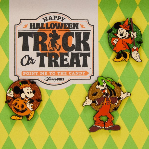 Mickey Mouse and Friends 13-Day Halloween Countdown Calendar Mystery Pin Set - Limited Edition