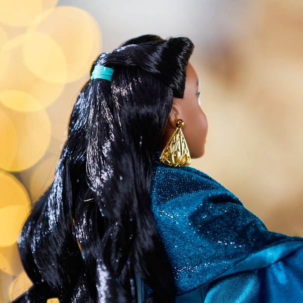 Jasmine Holiday Special Edition 2026 Doll - Aladdin - 11 1/2''
