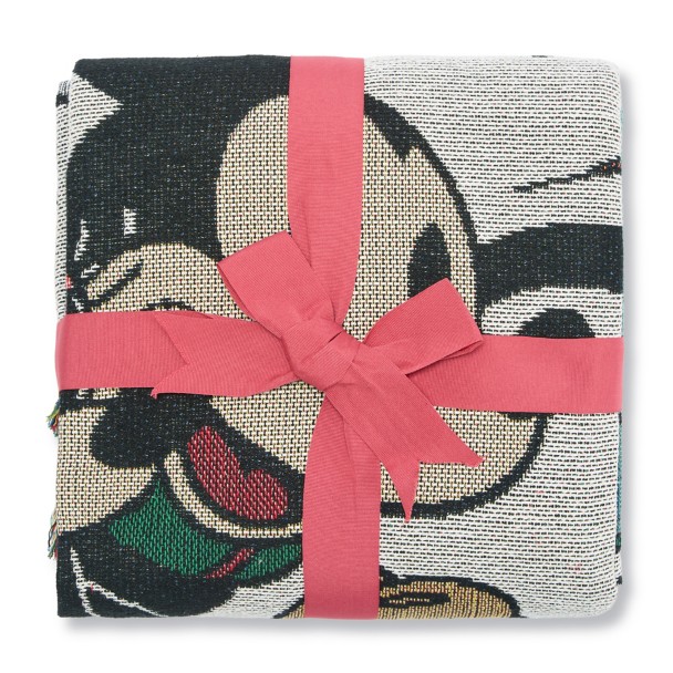 Mickey and Minnie Mouse Holiday Throw Blanket