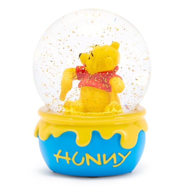 Winnie the Pooh Mini Snow Globe Winnie the Pooh Mini Snow Globe