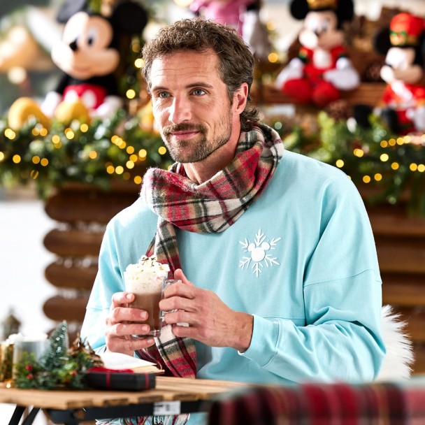 Mickey and Minnie Mouse ''Let It Snow'' Spirit Jersey for Adults