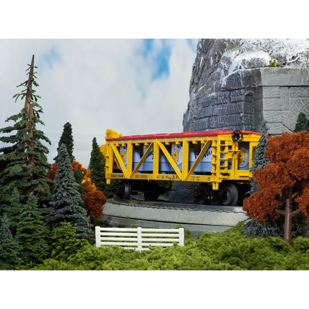 Winnie the Pooh Rolling Stock Boxcar by Lionel