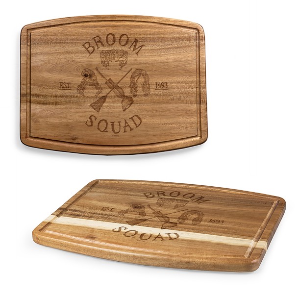 Hocus Pocus Ovale Acacia Cutting Board